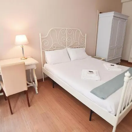 Barcola House *